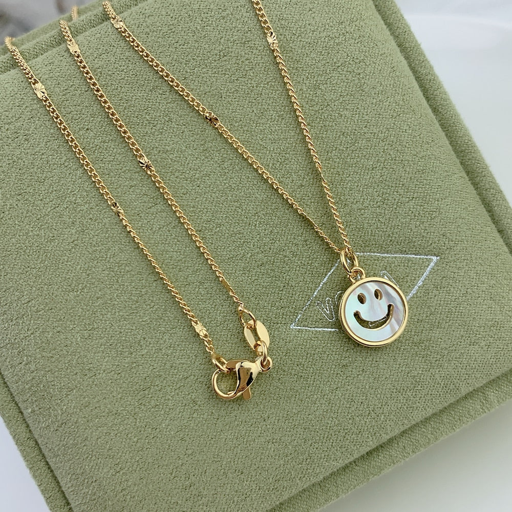 Round Coin Smiley Face Smile Necklace For Women 2021 Natural Mother of Pearl Shell Charms Pendant Neck Chain Girl Gifts Jewelry