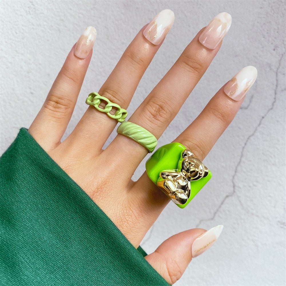 IPARAM Punk Colorful Green Resin Heart Rings Set for Women Fashion Heart Acrylic Chain Ring Wholesale Drip Oil Jewelry Gifts