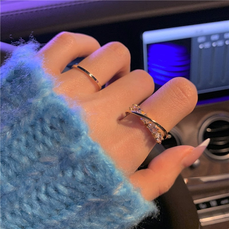 Elegant Ring With Adjustable Size