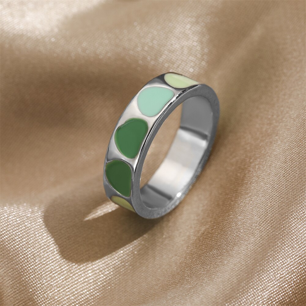 IPARAM Punk Colorful Green Resin Heart Rings Set for Women Fashion Heart Acrylic Chain Ring Wholesale Drip Oil Jewelry Gifts