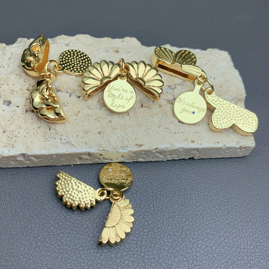 Mother's Day Flower Letter Pendants Charms Jewelry Making For Women DIY Necklace Bracelet Earrings Accessories Wholesale