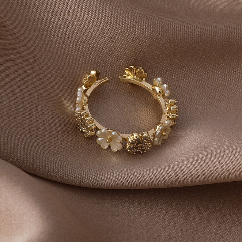 Flower Design Adjustable Ring